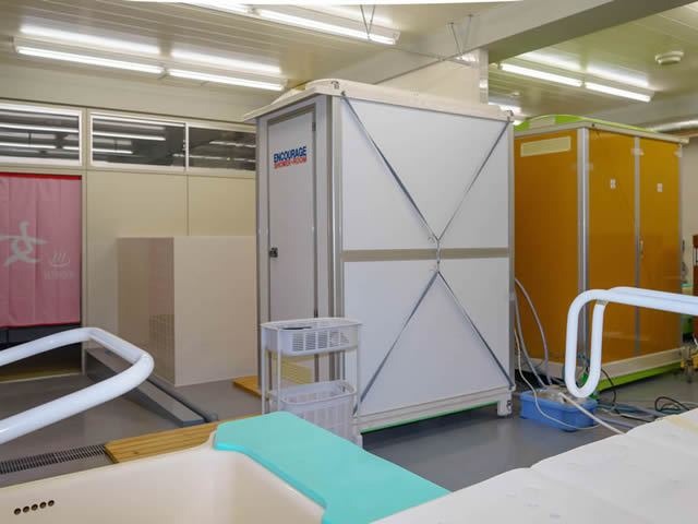 ENCOURAGEⅠ型とⅡ型を背中合わせに設置