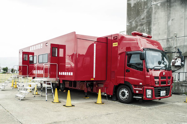 拠点機能形成車両